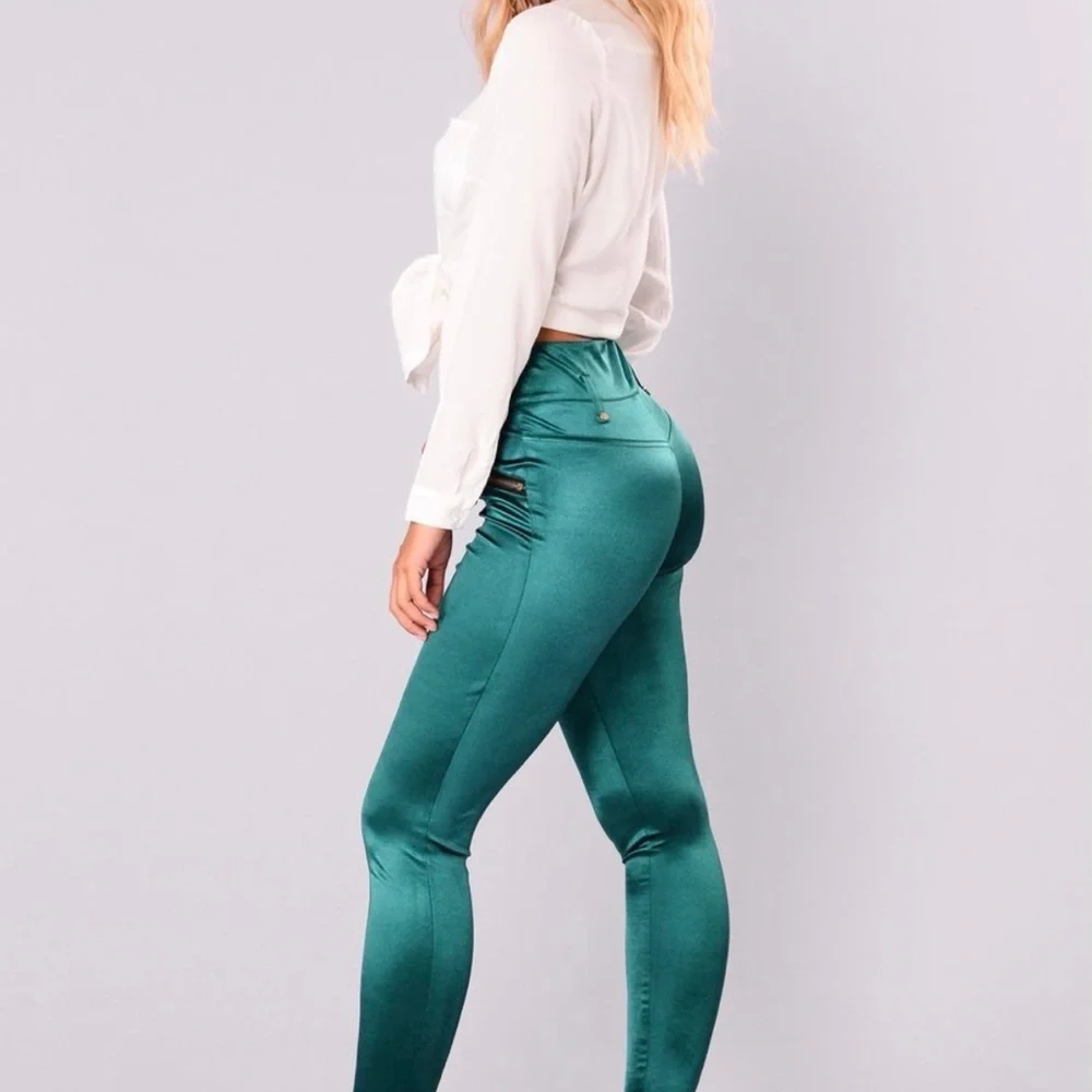 Fashion Nova Pants - Picture 3 of 7